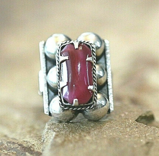 *VINTAGE* Large Native American 925 Sterling Silver Red Jasper Ring Size 7