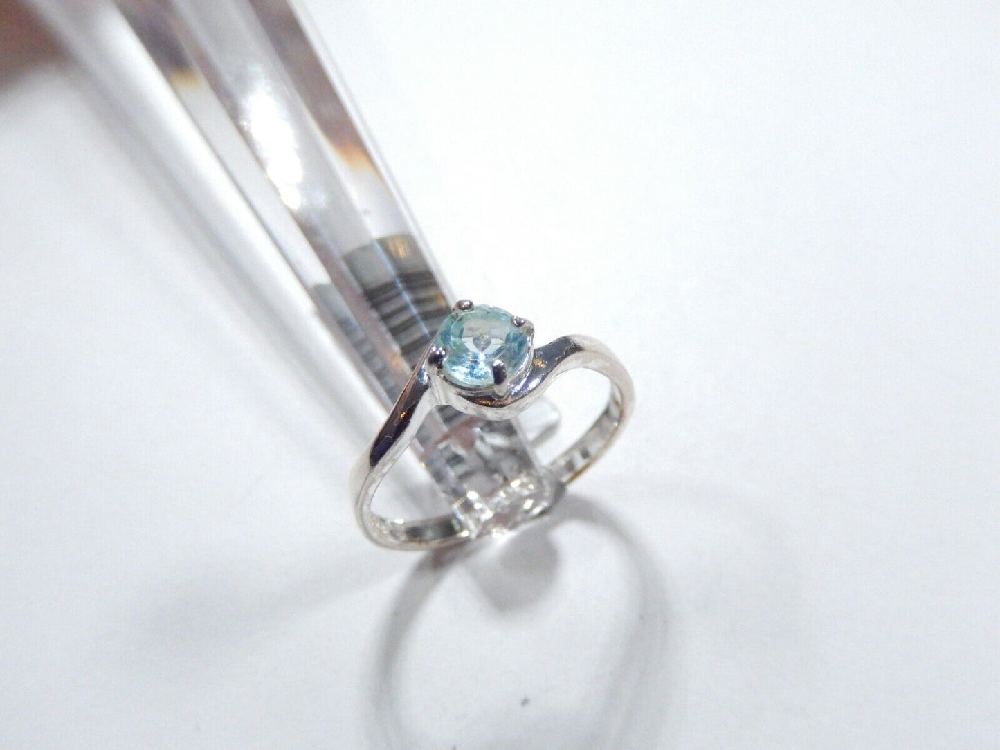 Round Blue Topaz Gemstone Solitaire Twisted 925 Sterling Silver Ring Sz 8