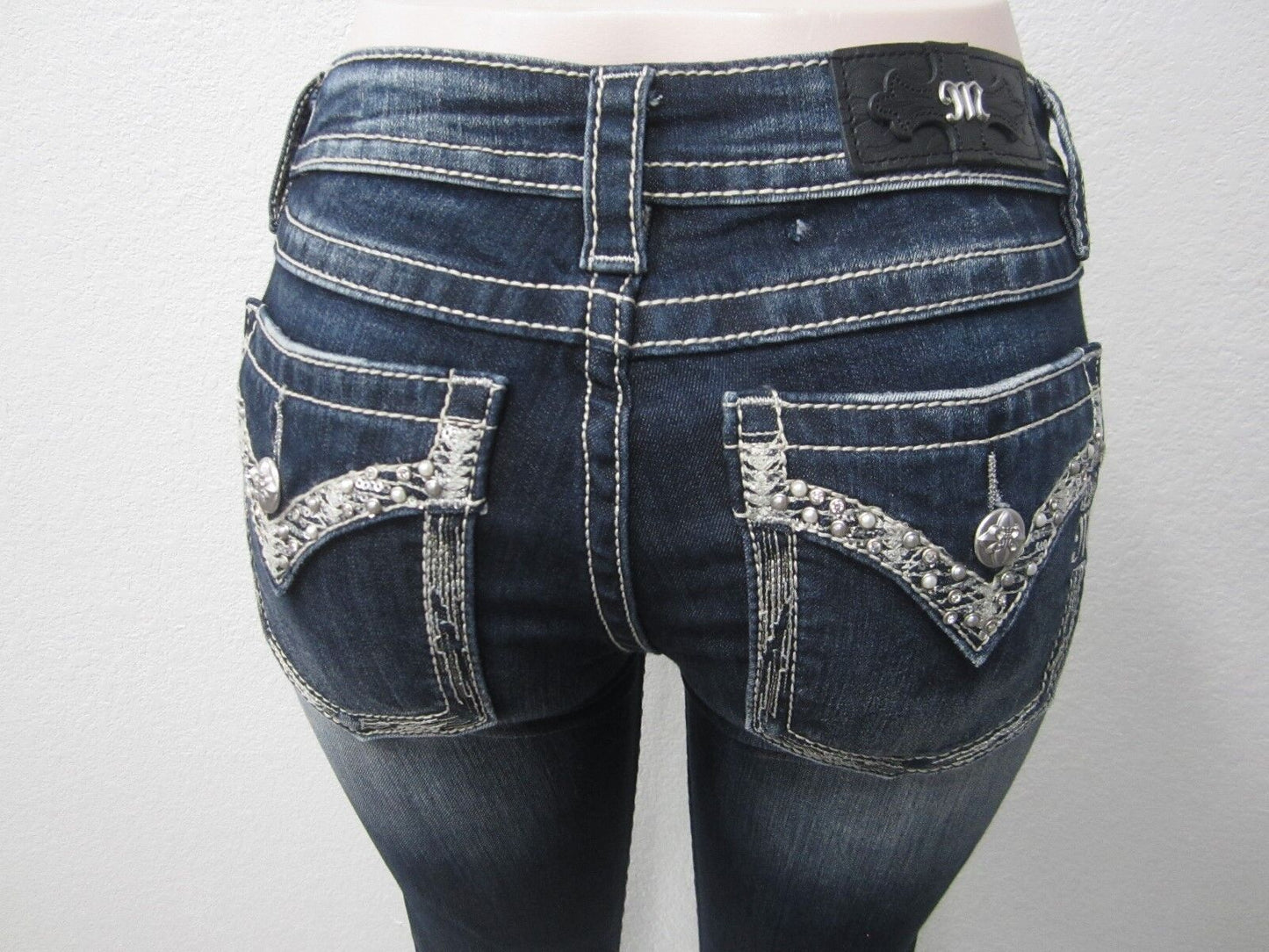 NWT MISS ME SIGNATURE BOOT NEW DESIGNER JEANS SIZE 28 x 32