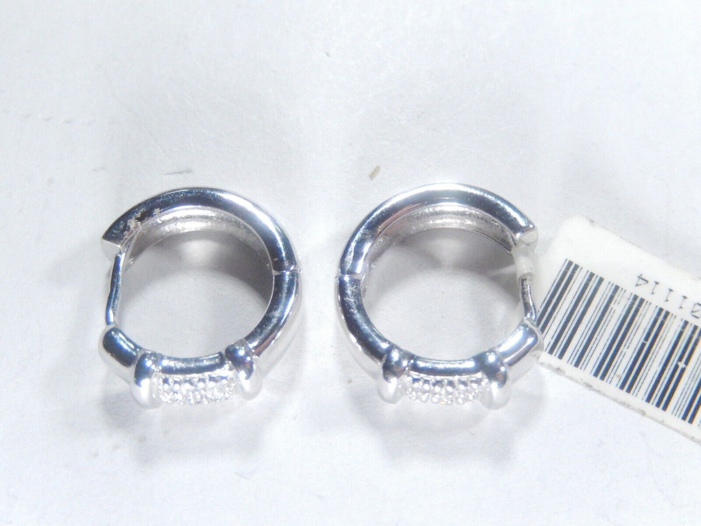 14k Solid White Gold Natural Diamond Decorative 16mm  Huggie Hoop Earrings