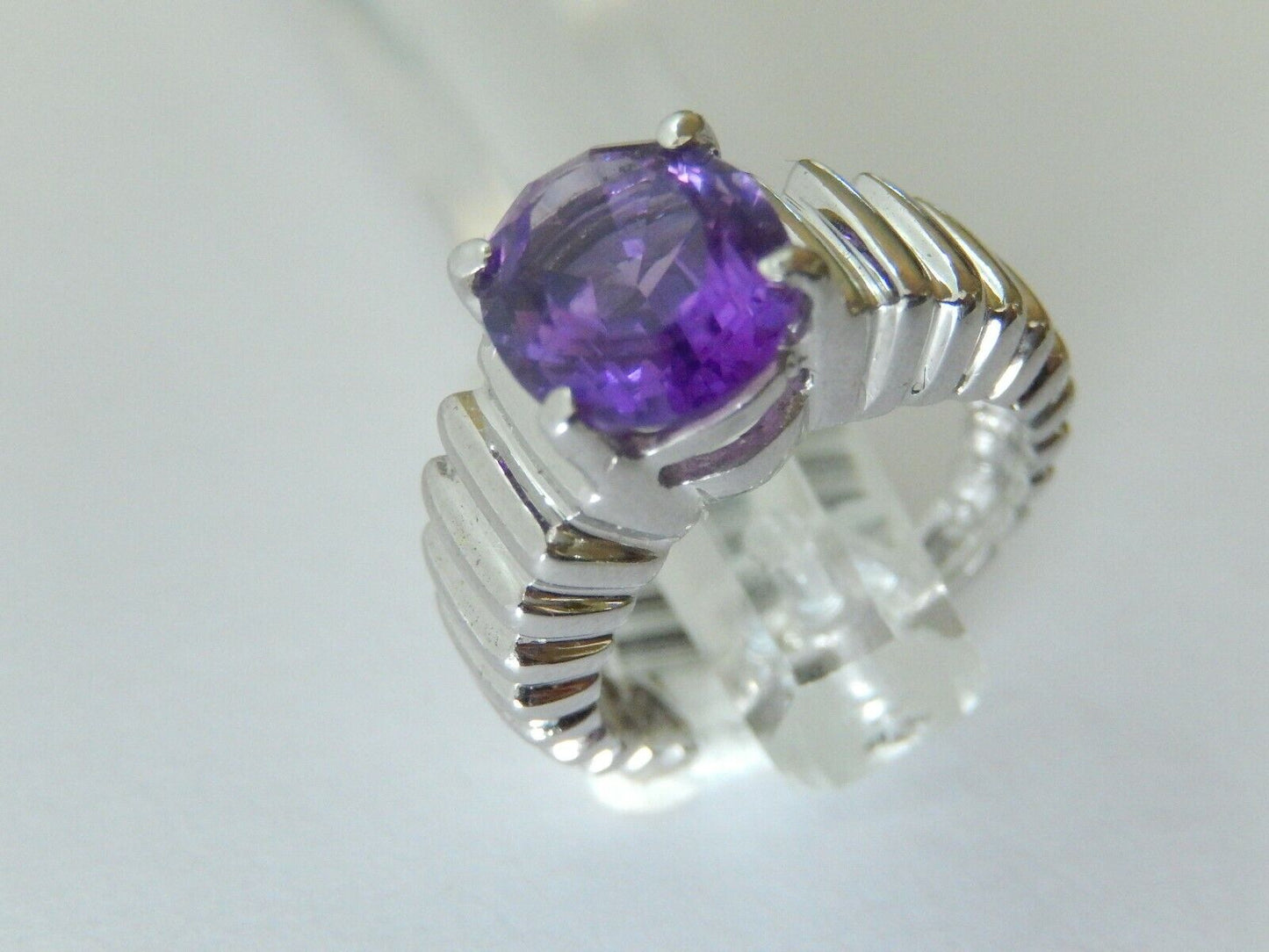*VINTAGE MODERN* 14k White Gold Oval Deep Purple Amethyst Solitaire  Ring Sz 5