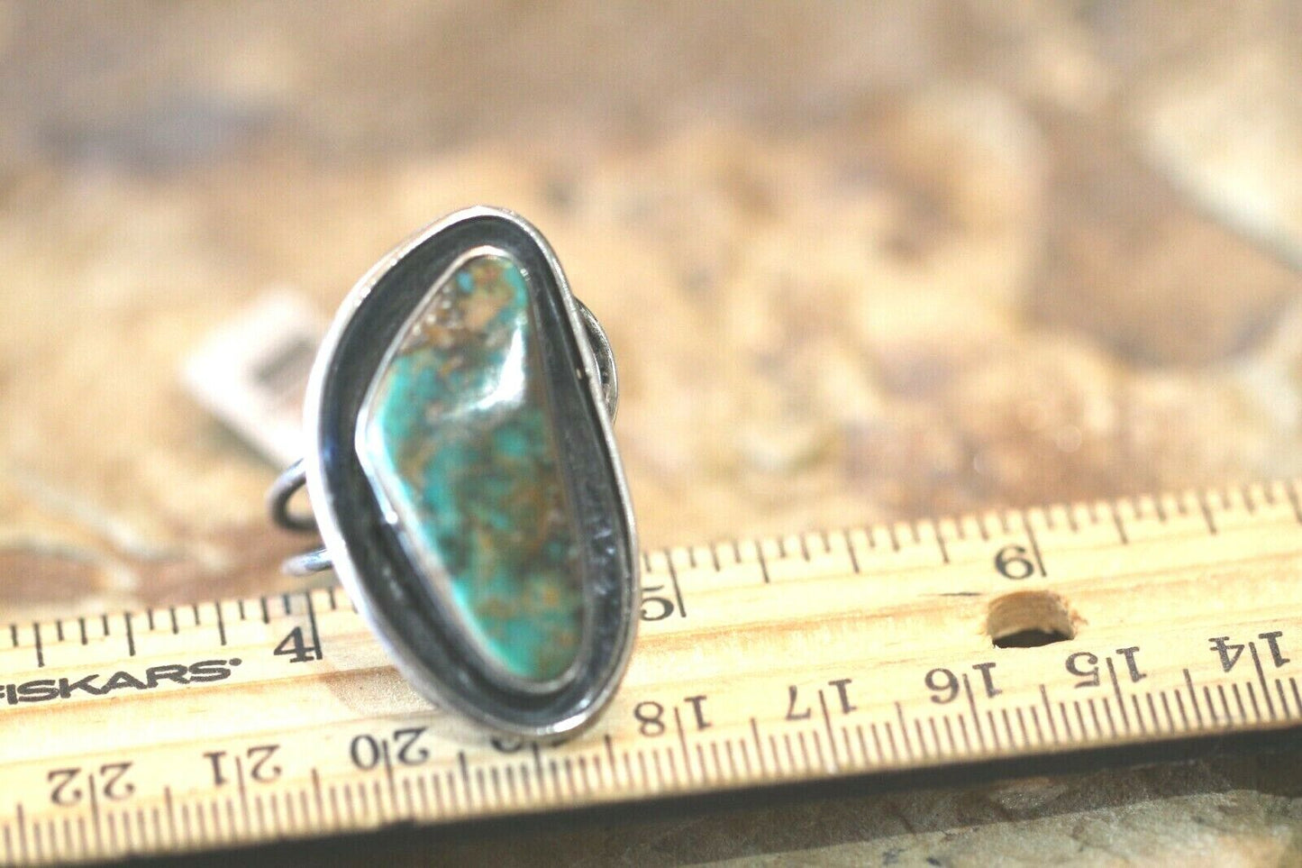 *VINTAGE*  LARGE Sterling Silver Green TURQUOISE NATIVE AMERICAN RING Ring