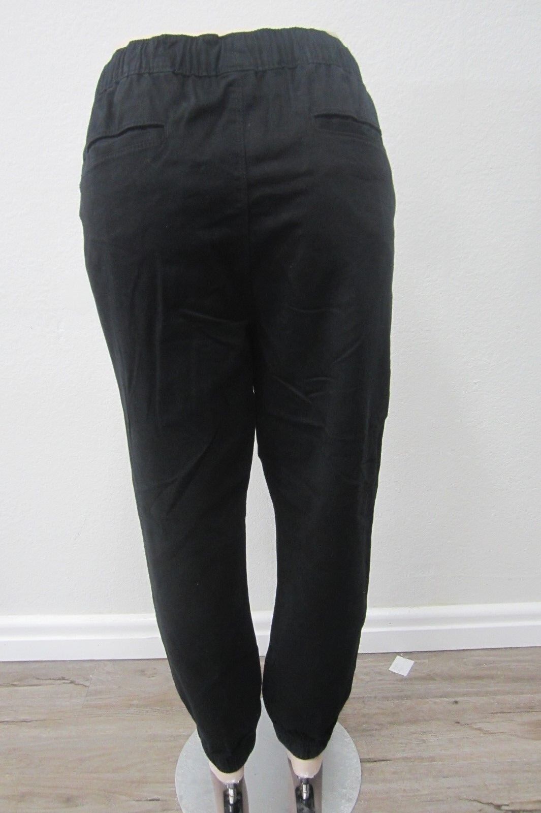 *NWT* Arizona Skinny Black Flex Skinny Fit / Elastic Cuffs Jogger  Sz 38 x L28