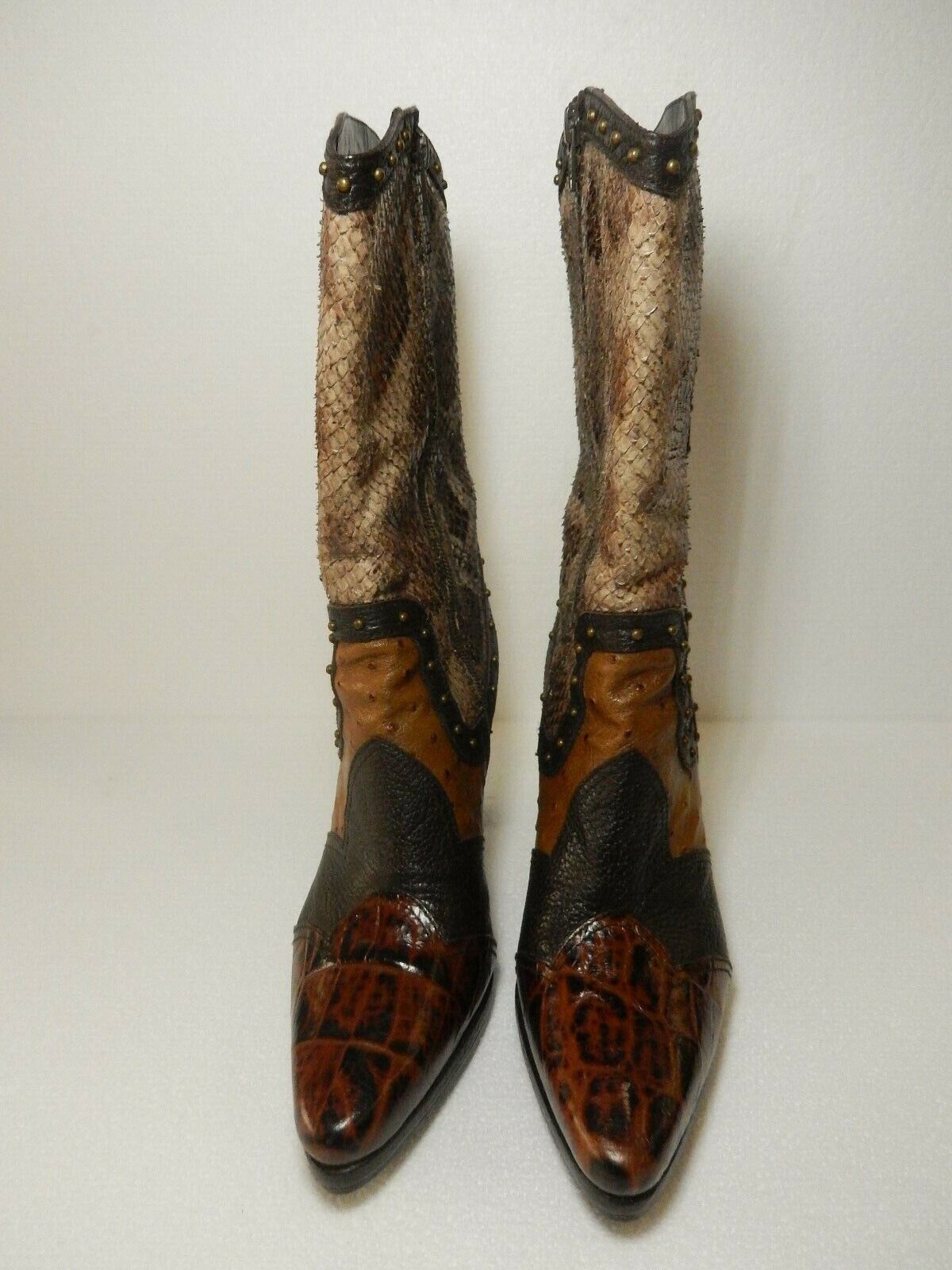 *MINT* Stuart Weitzman Stampede Brown Croco Leather boots Sz 8.5B w/box $475