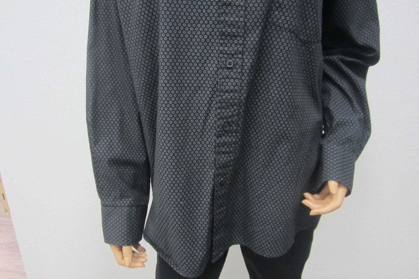 Eighty Eight Mens Black/White Design Button Down Dress/Casual Shirt Top Size L