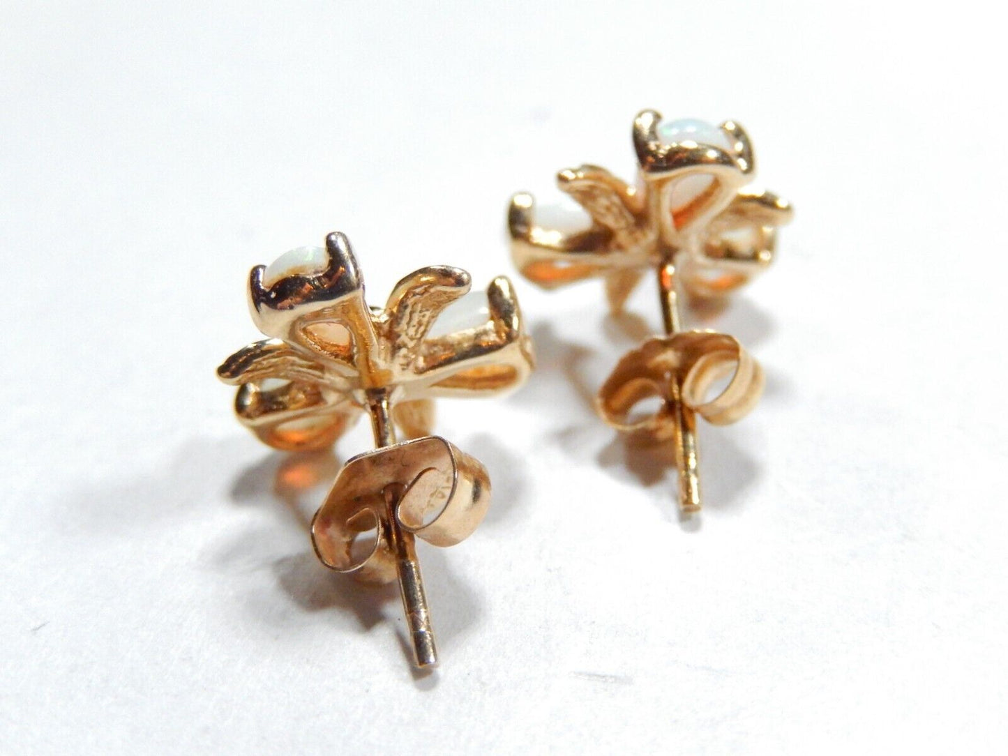 *VINTAGE*  14k Yellow Gold Flower and Opal Stud Earrings