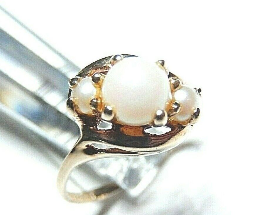 *VINTAGE* 10k Yellow Gold  Three Real Round Pearl Tier Ring Size 6