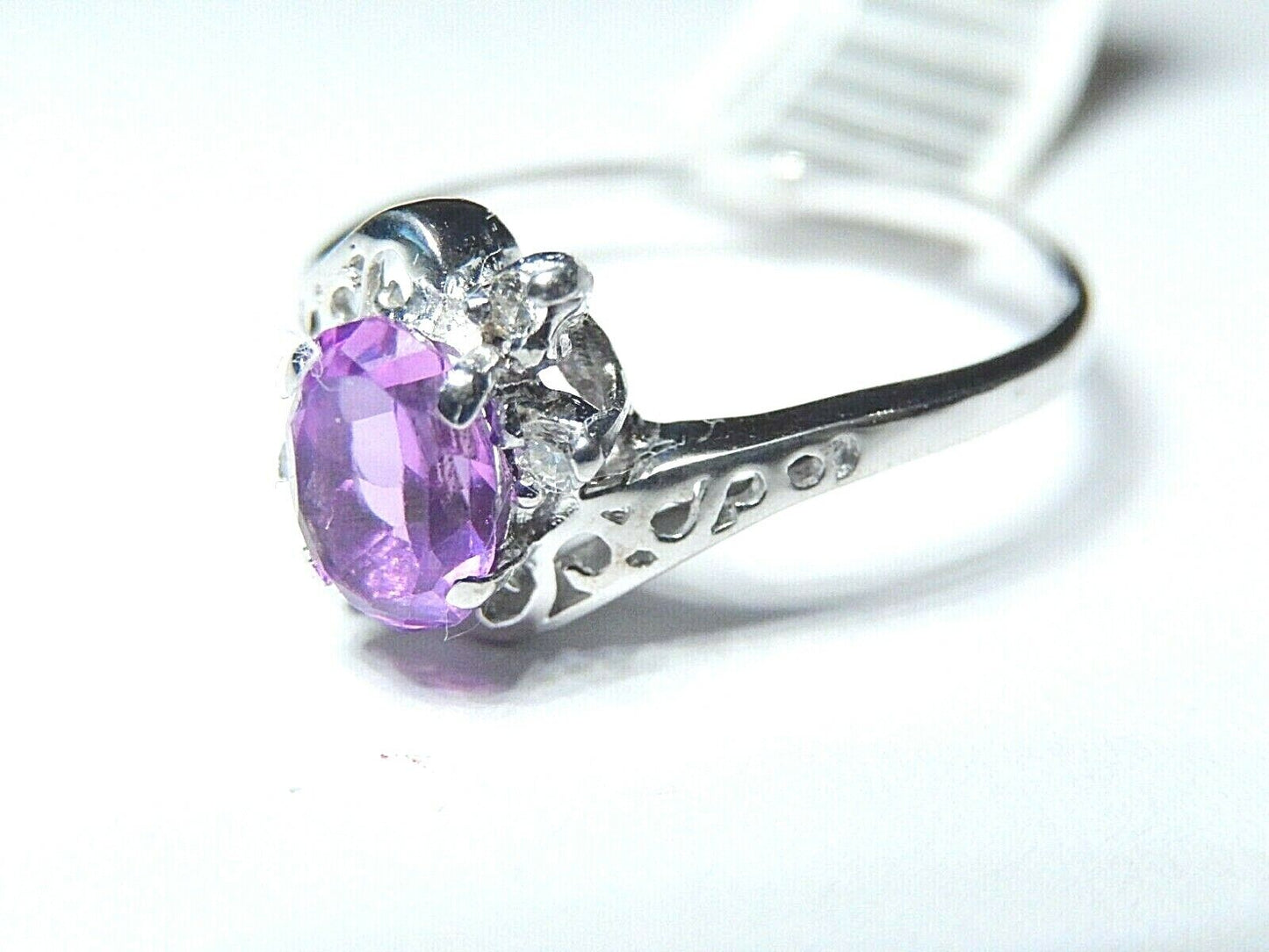 *NWT* 14k White Gold .75CT Oval Amethyst & Diamond Ring Size 7