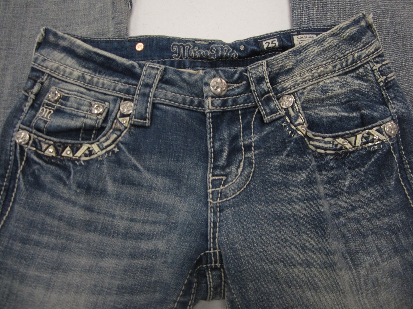 NWT MISS ME SIGNATURE STRAIGHT STRETCH JEAN  JE8378T2L MED BLU SIZE 25 x 33