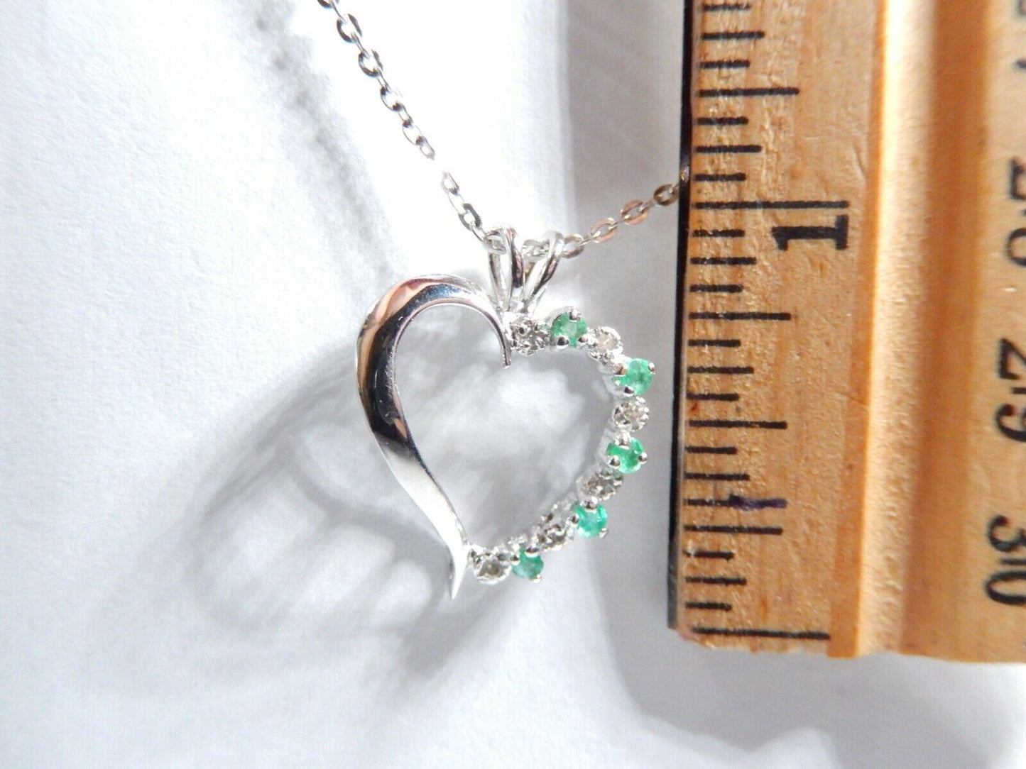 *NWT*  10k White Gold Natural Emerald And Diamond Heart Pendant with 18" Chain