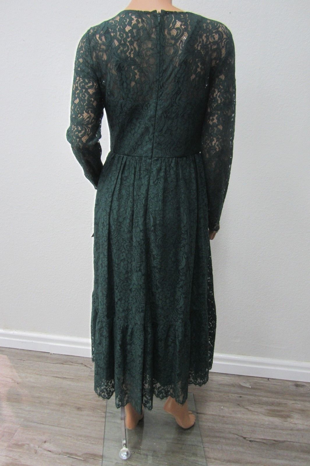 *NWT* Adrianna Papell STUNNING  Designer Women's Green Lace Dress Size 6