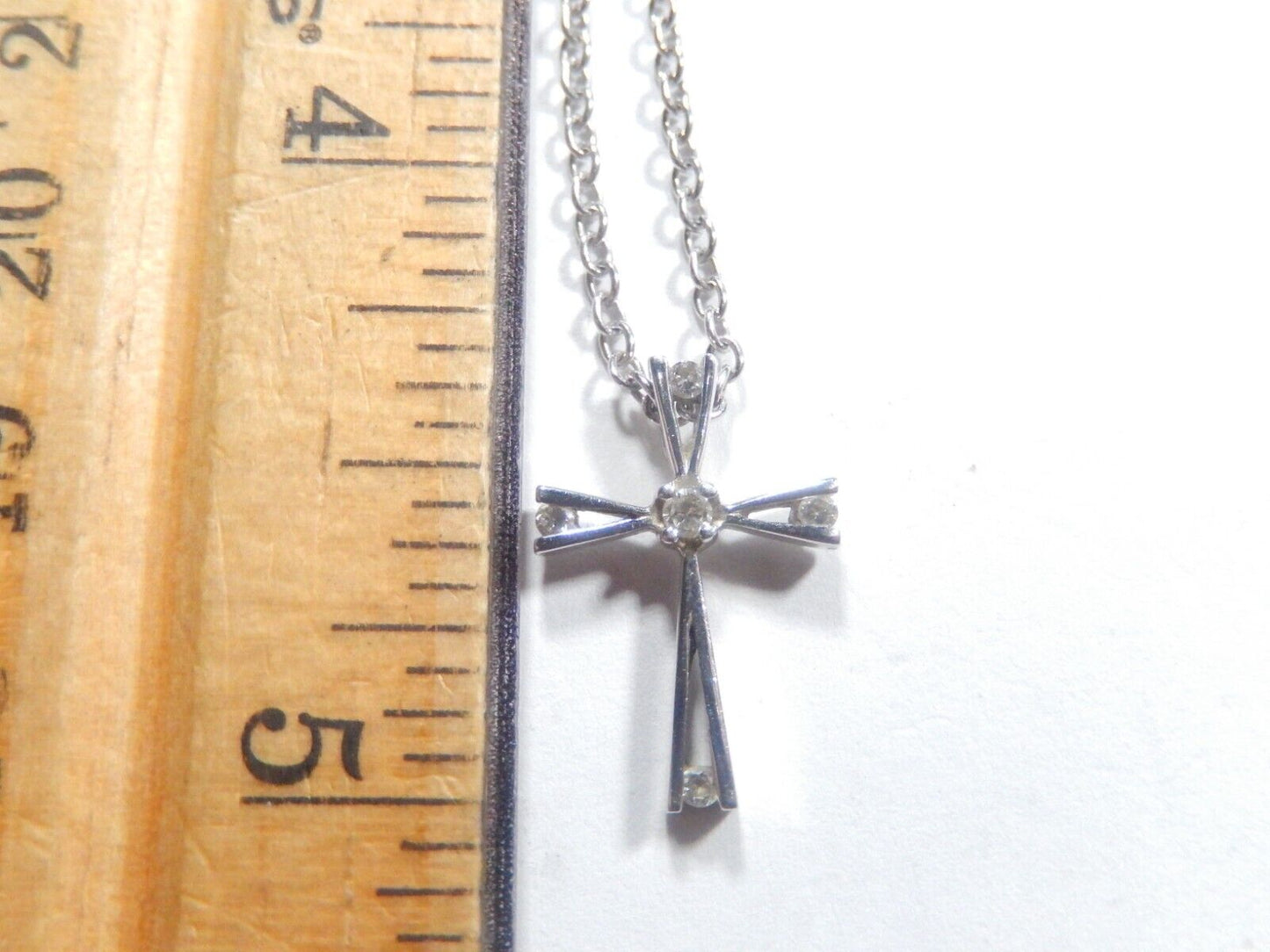 *VINTAGE"  10k White Gold 5 Natural Diamond Cross Pendant w/18" chain