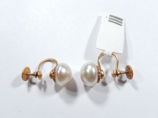 *VINTAGE*   14k Yellow Gold  9mm Pearl Non Pierced  Screw Back Earrings
