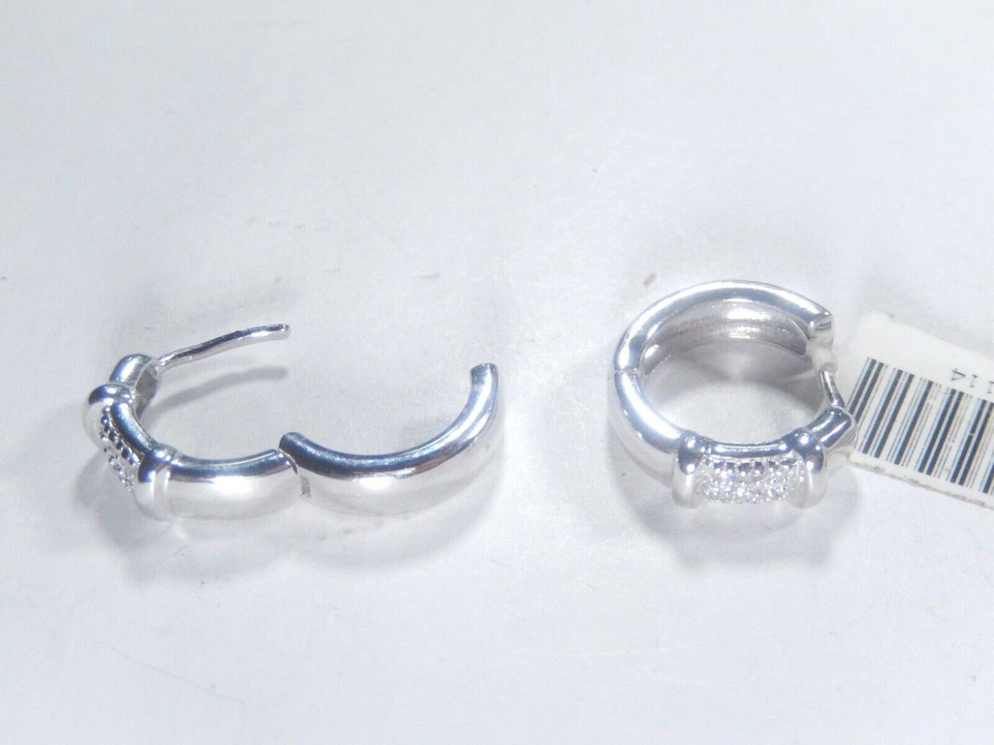 14k Solid White Gold Natural Diamond Decorative 16mm  Huggie Hoop Earrings