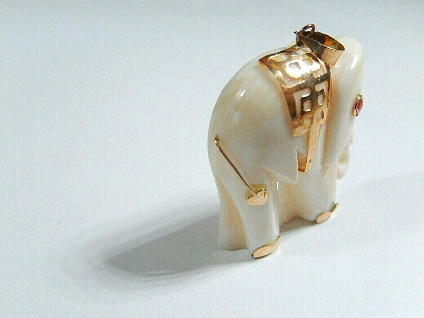 *VINTAGE*  14k Gold Hand Carved Elephant Pendant with Ruby Eye