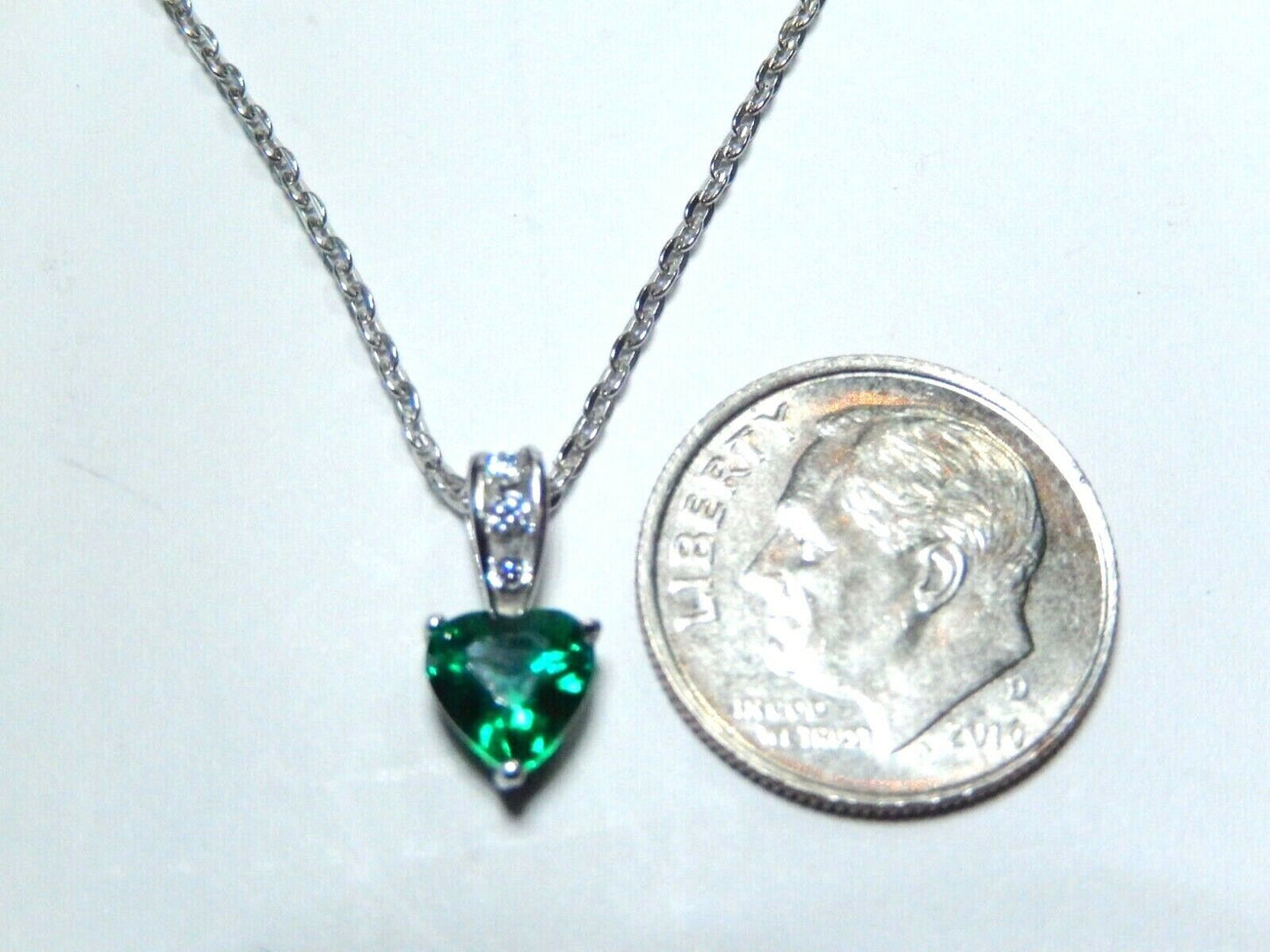 *NWT* 10k White Gold Heart Shape Emerald and Diamond Necklace w/ 18" Chain