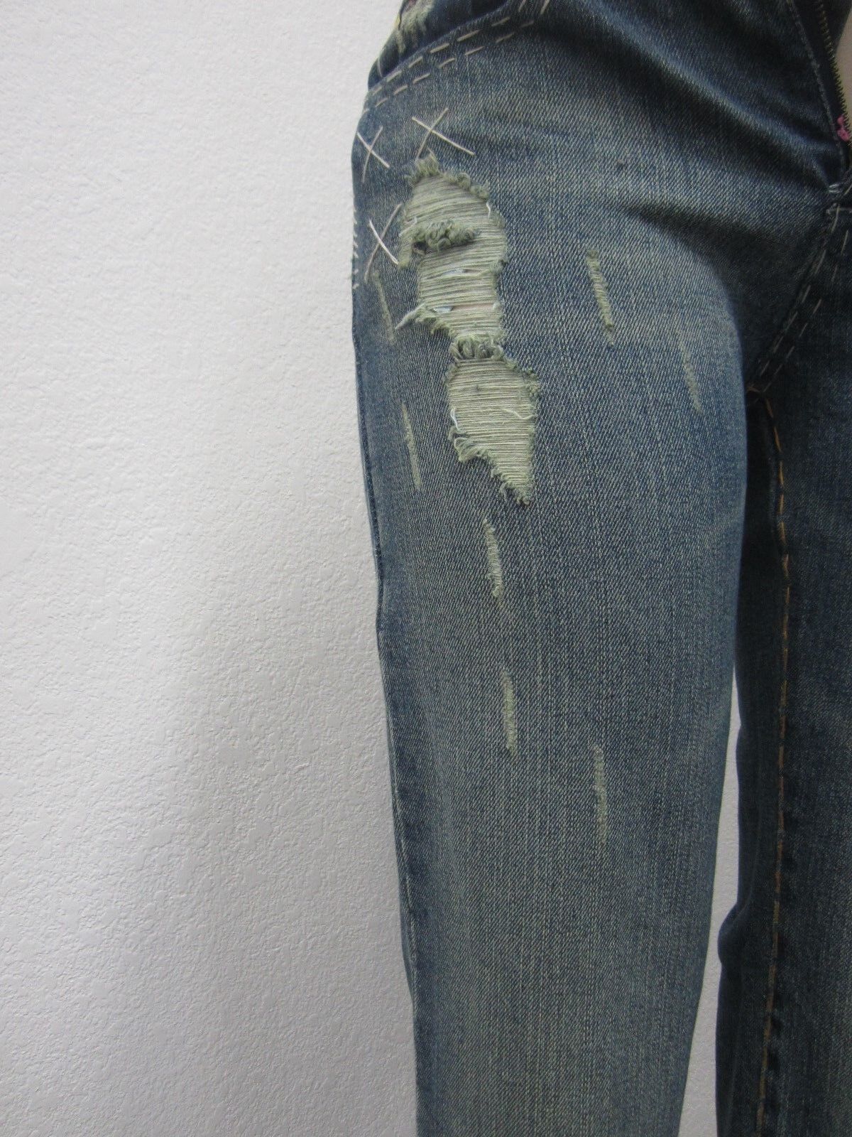 JOE'S JEANS Retail $275 Vintage Series 1971 Frayed Hem Womens Jeans Size 26 X 33