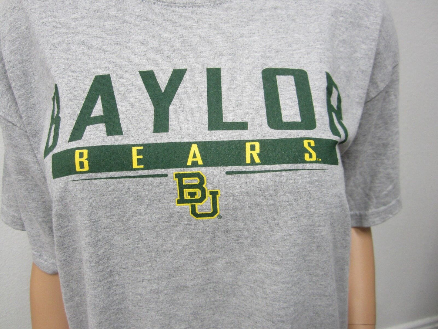 NWT Baylor University Gildan Unisex T Shirt Solid 100% Cotton Short Sleeve Sz L