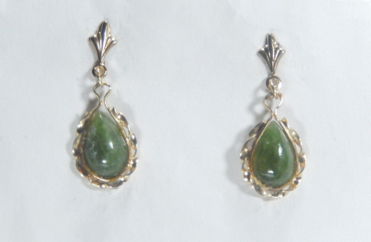 *VINTAGE*  14K Gold Filled Natural A Green Jade Jadeite Dangle Earrings