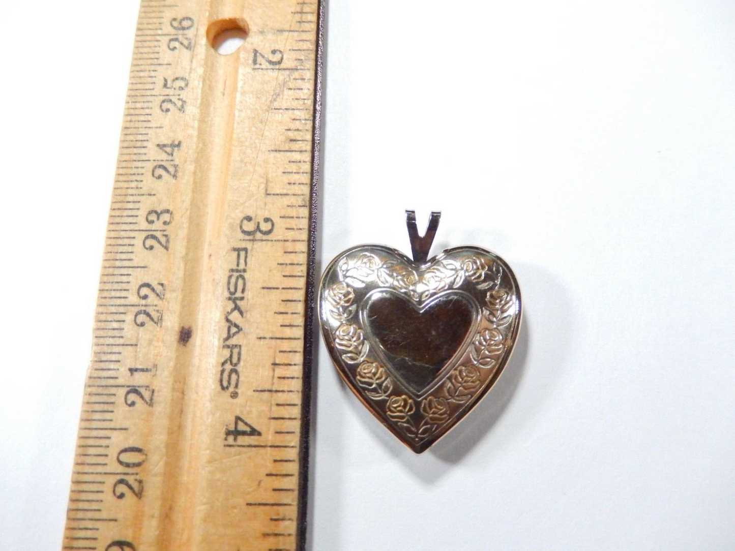 Vintage Gold vermeil over Sterling Silver Etched Photo Heart Locket Pendant