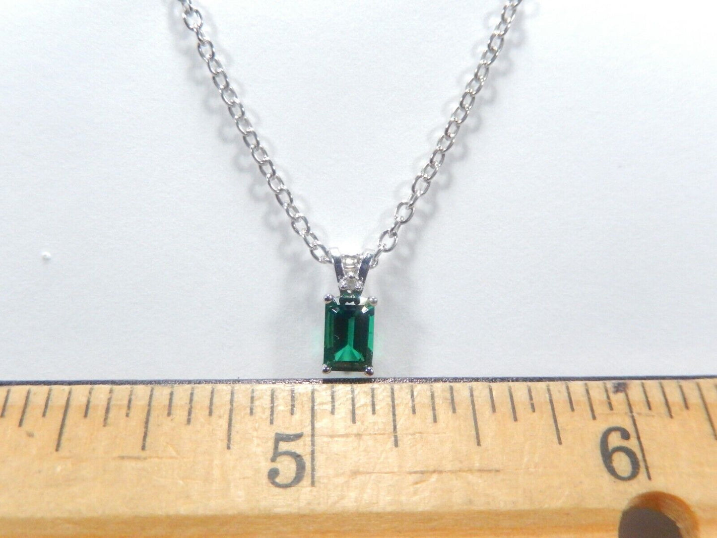 10K White Gold 3/4CT Lab Created Emerald Pendant w/18" chain
