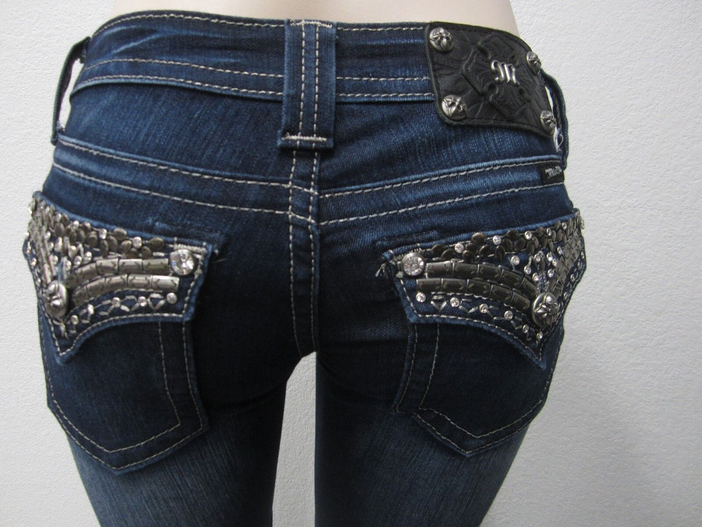 NWOT Miss Me Women's Embellished Pocket Flap Bootcut Jeans JP5489B2 Size 27 x 33
