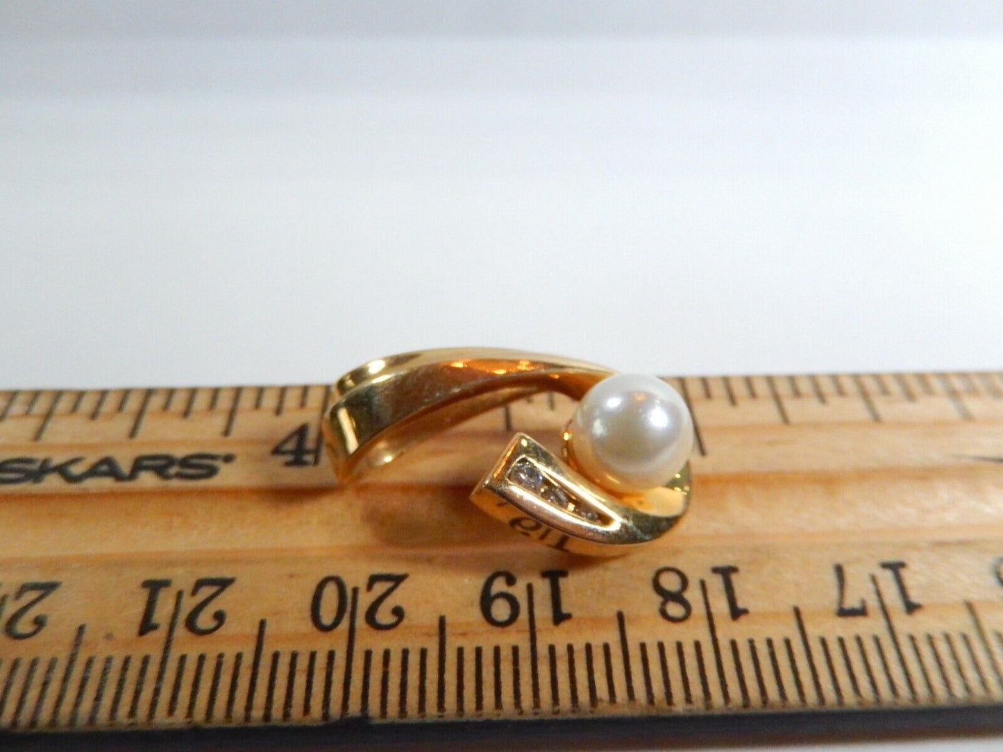 *VINTAGE* 14k Yellow Gold 7mm Fine Pearl & Diamond Heavy Freeform Slide Pendant