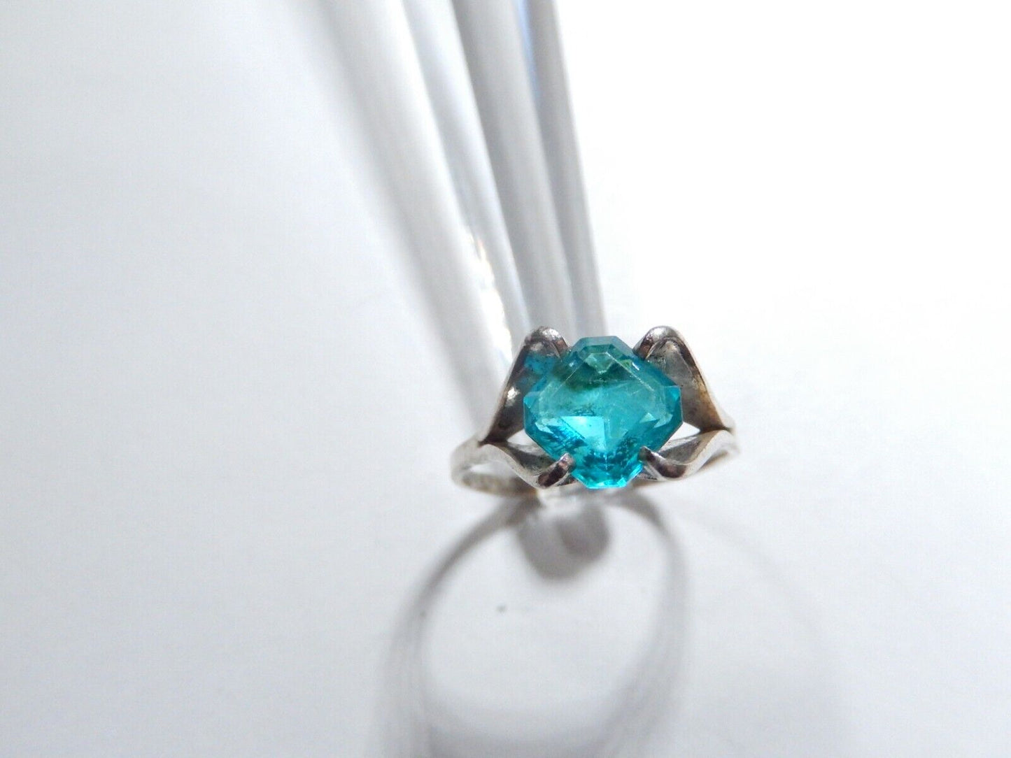 *VINTAGE*  2.00 CT  Blue Topaz Gemstone Solitaire 925 Sterling Silver Ring Sz 6