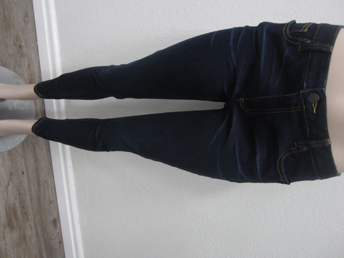 NWT Miss Me - Womens Mid-Rise Super Skinny Dark Blue Jeans M1001G35 Size 30 X 27