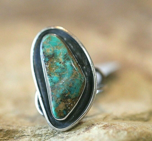 *VINTAGE*  LARGE Sterling Silver Green TURQUOISE NATIVE AMERICAN RING Ring