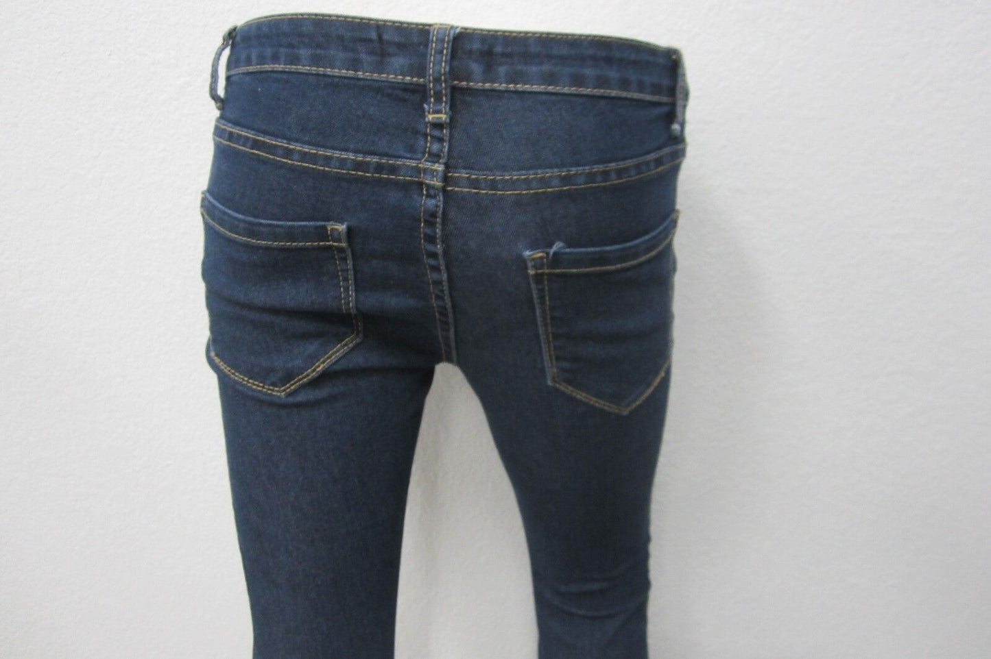 *VERY NICE*   Women’s Forever 21 Dark Stretch Jeans Size 24 x 28L