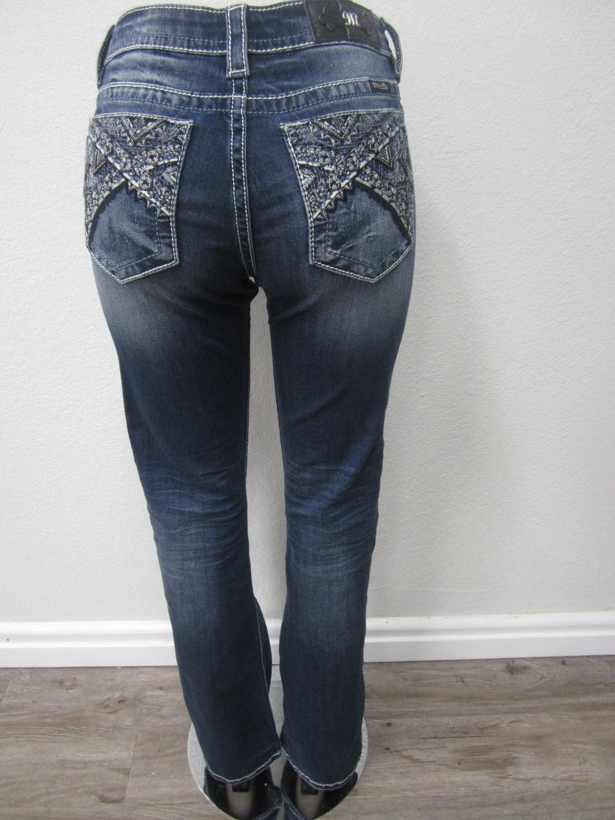 NWT Miss Me Jeans Cool Canyon Signature Bootcut JP7779B size 26 x 34 Very Bling