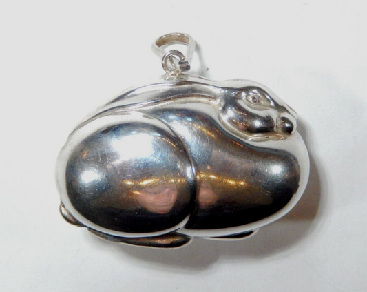 ~VINTAGE~  Sterling Silver R. M. TRUSH CAZENOVIA XMAS ORNAMENT BUNNY PENDANT