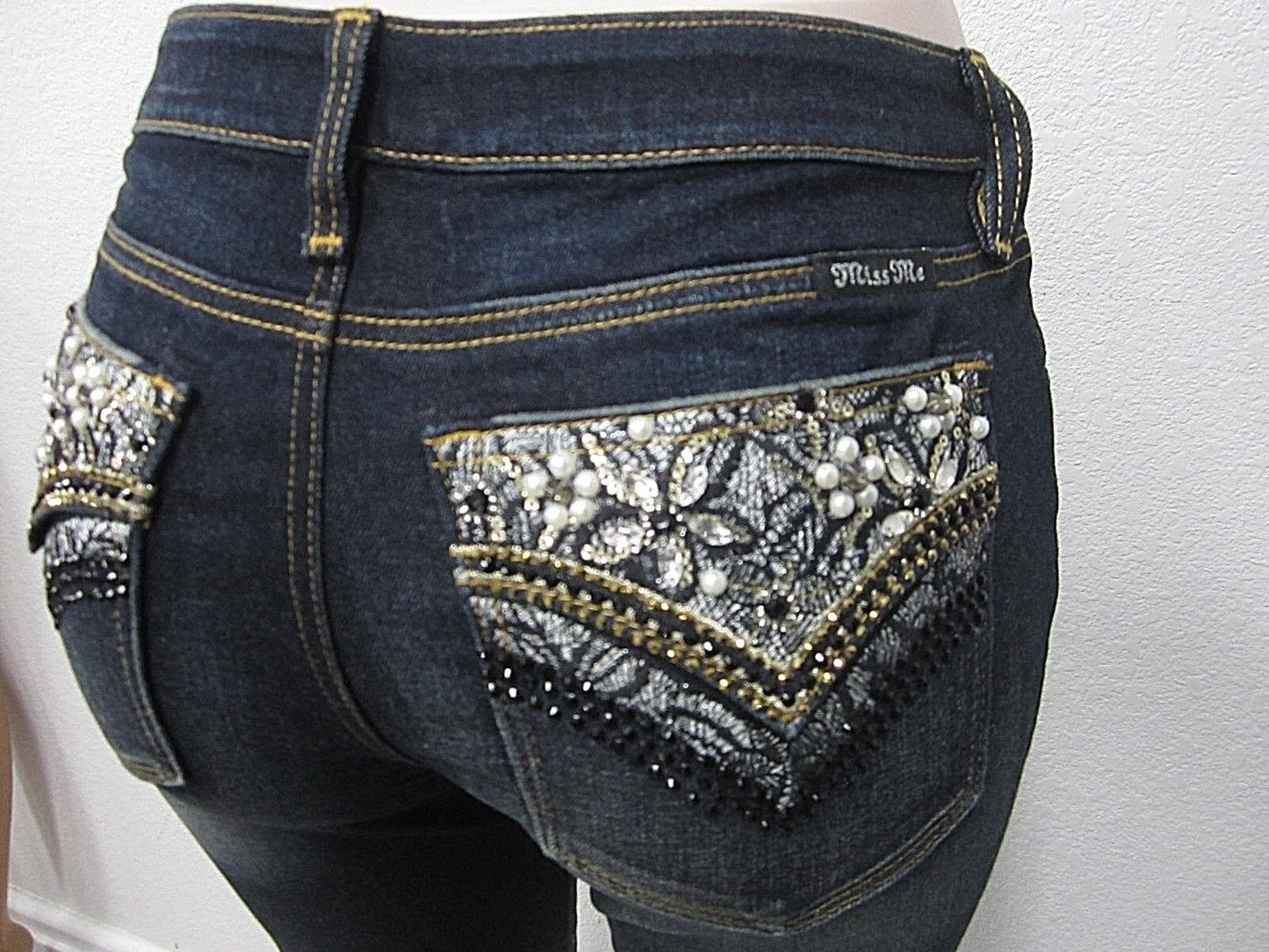 NWT Miss Me Women Faux Flap Pocket Embellished Jeans - Boot Cut M3024B 29x34