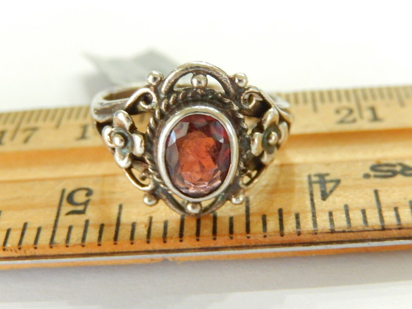 *VINTAGE*  Sterling Silver 925  Antique Style Garnet Ring Size 8.25