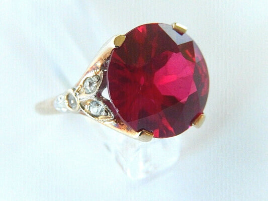 Fine Vintage 10k Gold 8.75ct Red Ruby Solitaire Gemstone Cocktail Ring Sz 8.5