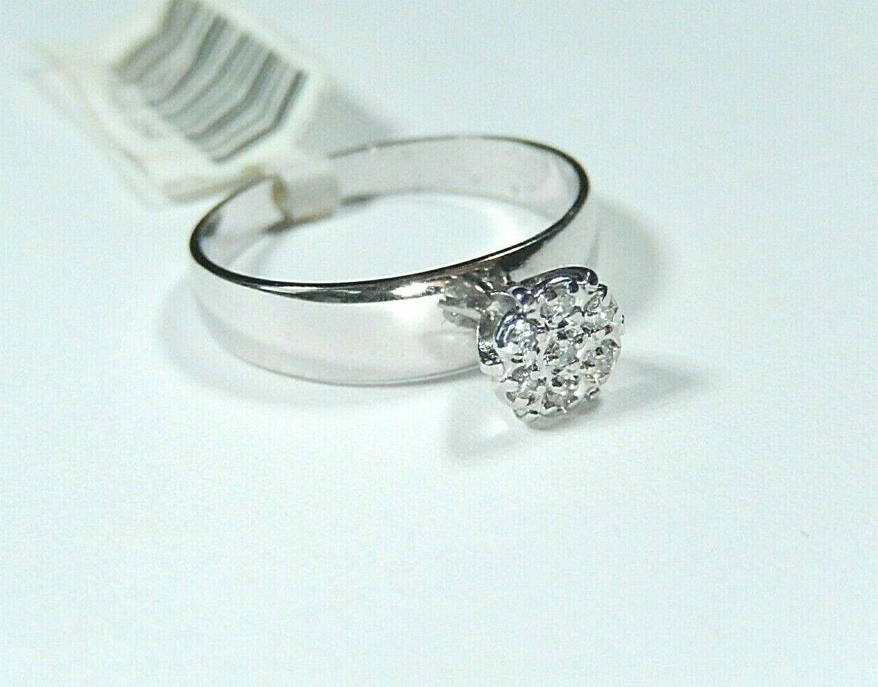 *NWT* 10k White Gold Seven Natural VS Diamond Wedding Engagement Ring Size 5.75