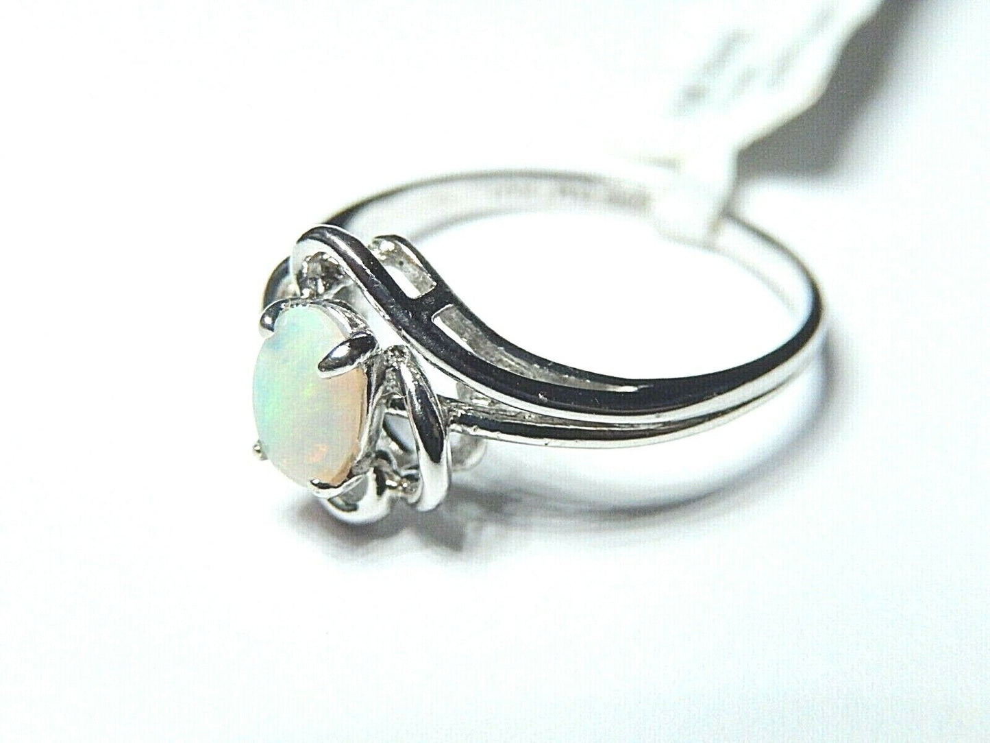 *NWT*  10k White Gold Oval Opal Solitaire Ring Size 6.5