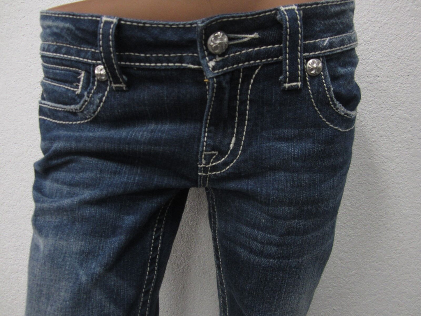 NWOT  Miss Me Women's Cross Rhinestone Bling JP5370B Boot Cut Jeans Sz 27 X 29