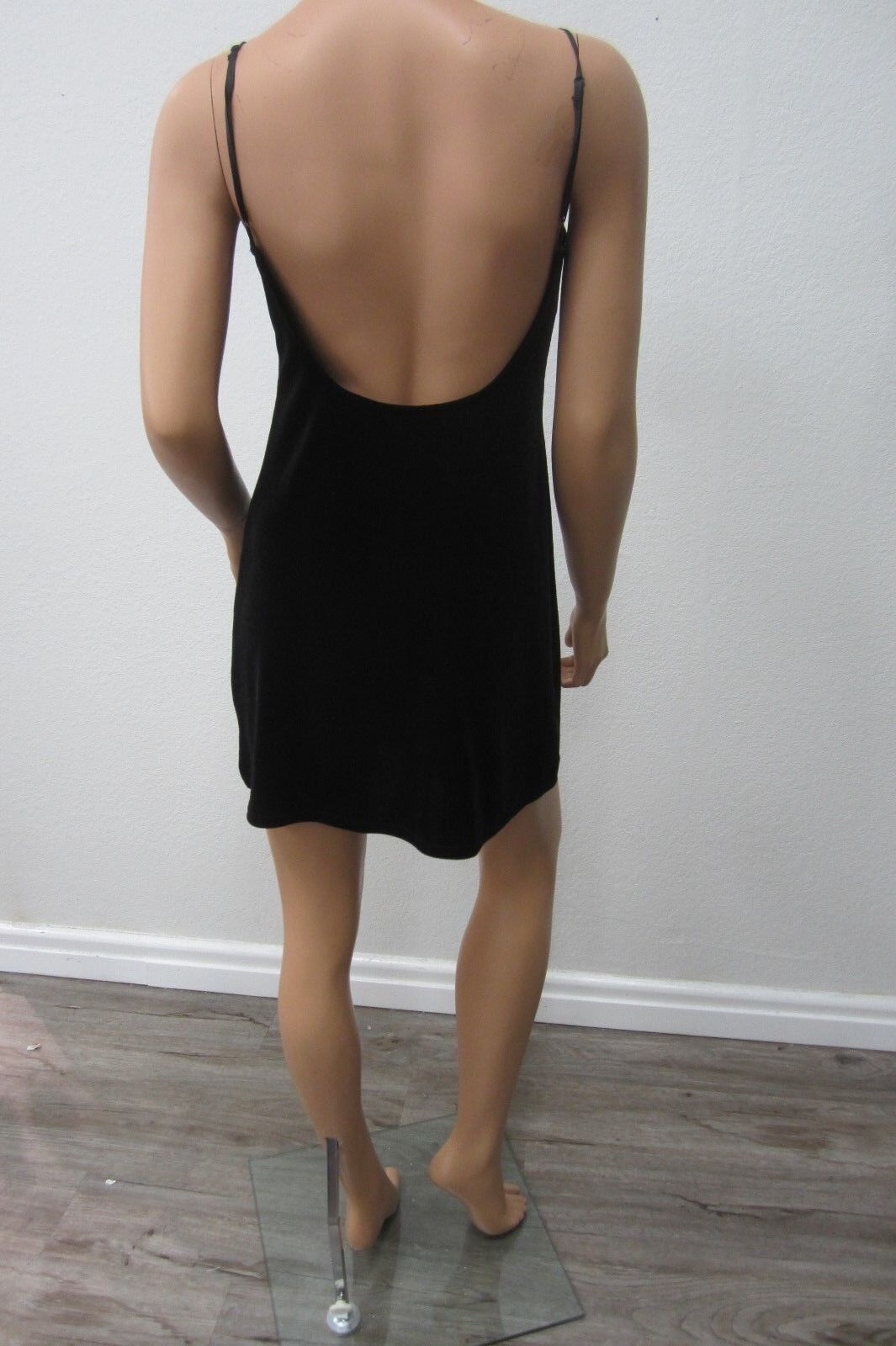 VERY NICE Victoria Secret Black Velvet Beaded Party  Dress Sleeveless Size Small