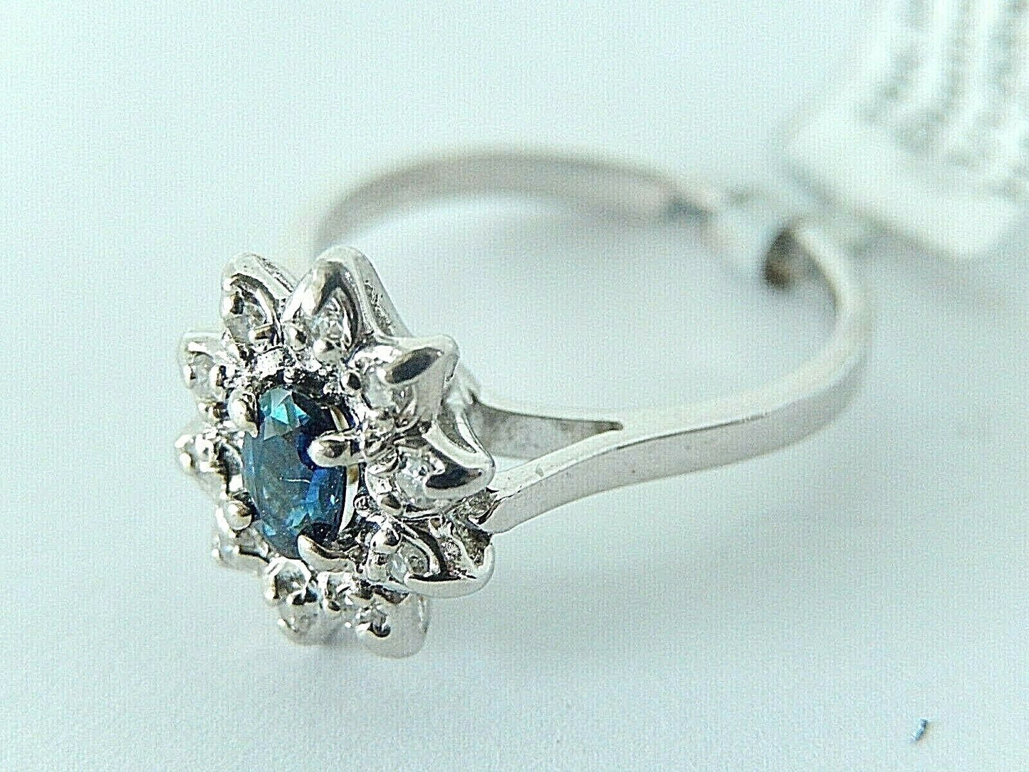 14K White Gold Oval Cut Natural Blue Sapphire & Diamond Halo Ring Sz 5.5