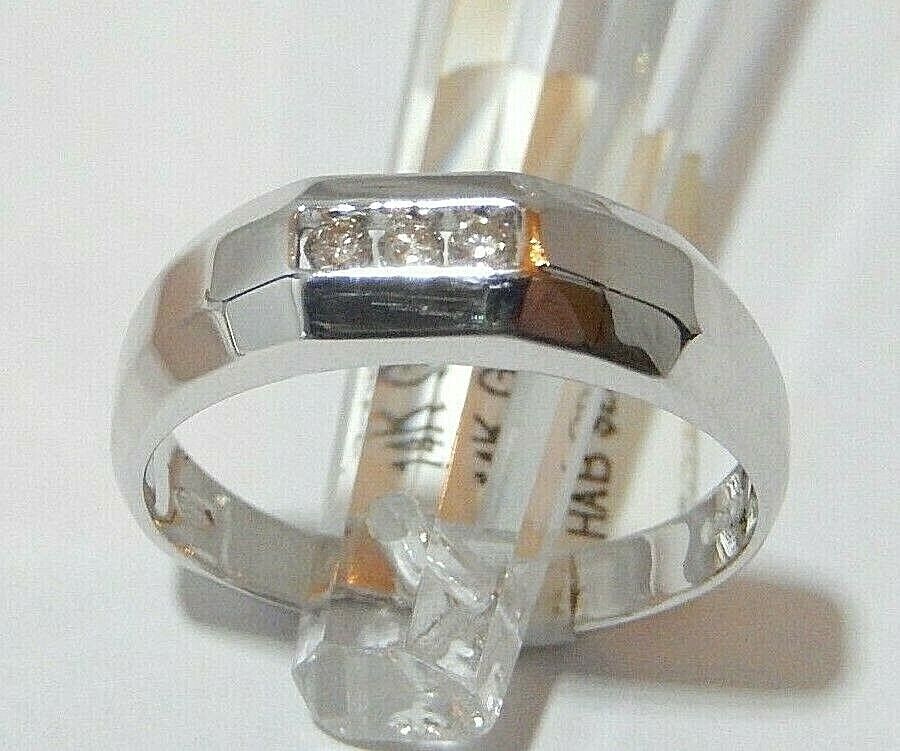 Men's 14K White Gold 1/8 Ct. T.W. 3 Round Diamond Wedding Band Ring Size 11 3/4