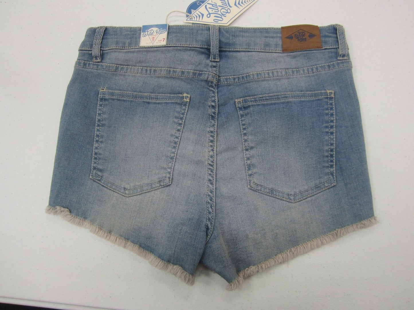 NWT Wild Blue LYCRA Sadie Robertson Girls Shorts Blue Denim Jeans Buttonfly Sz7
