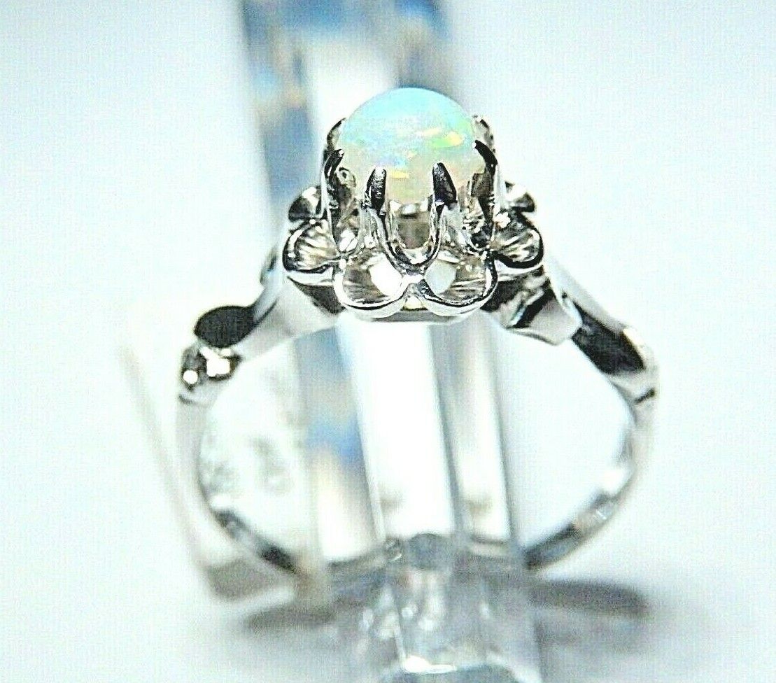 *NWT*   10k White Gold 5mm Round Opal Art Deco Solitaire Ring Size 7.75