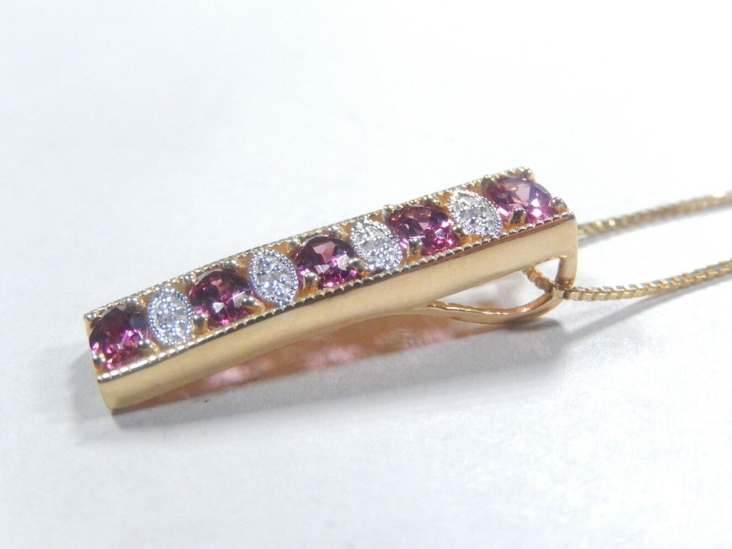 *VINTAGE*  14k Yellow Gold Amethyst and Diamond Pendant w/18" chain