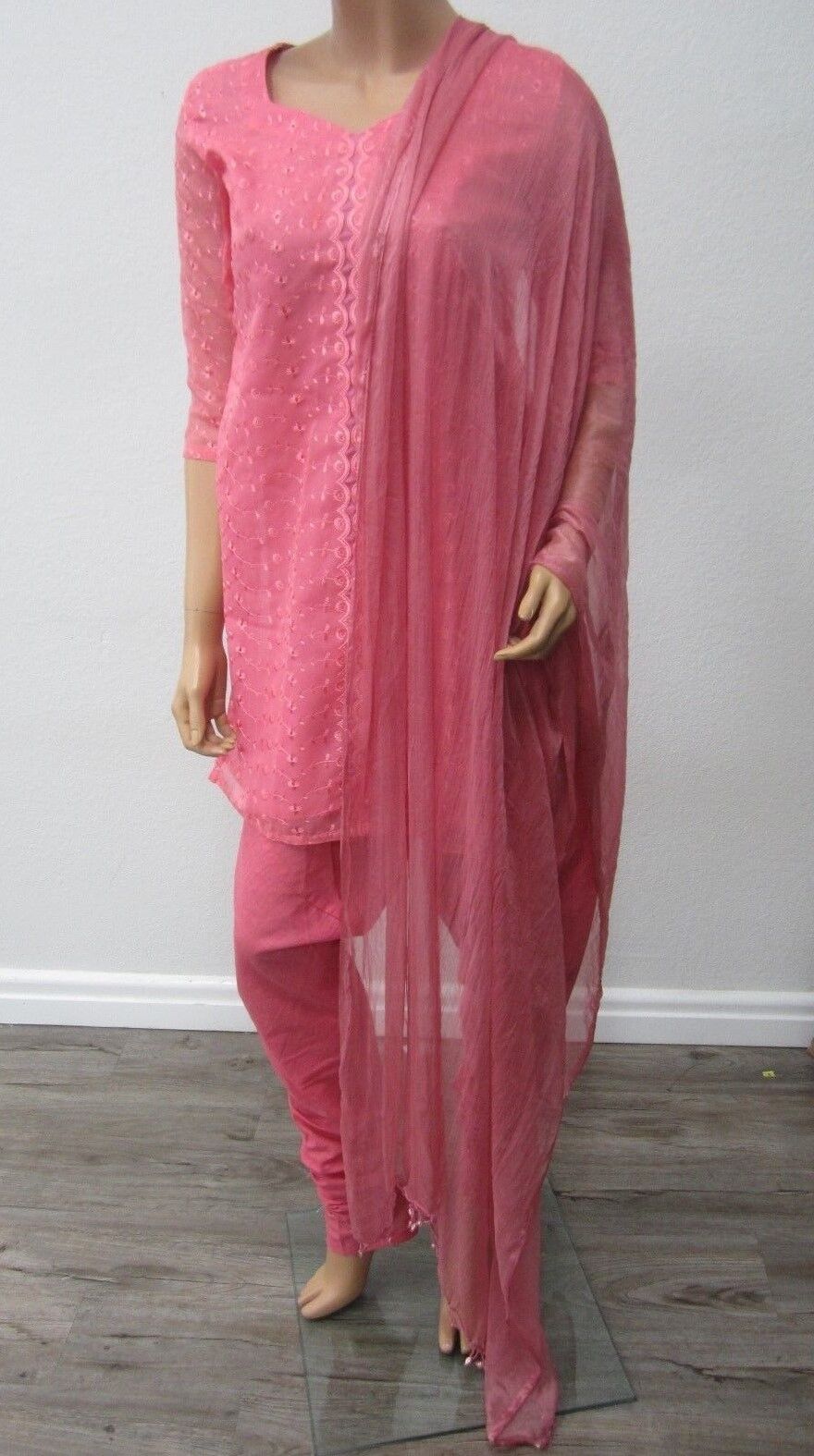 Beautiful Party Evening Dress Pink Saree Women Fashion Clothing Attire Sari