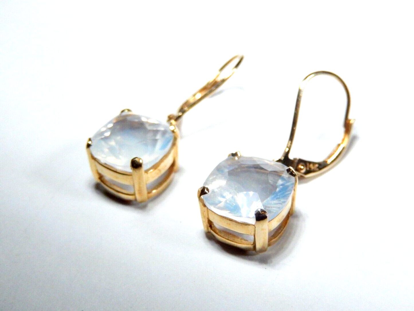 *VINTAGE*  14K Yellow Gold  16.00 CT White Pearl Opal Lever back Dangle Earrings