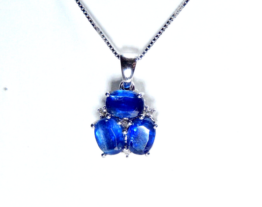 *VINTAGE*  Sterling Silver 2.25 Ct Oval Natural Blue Sapphire Pendant W/18"chain