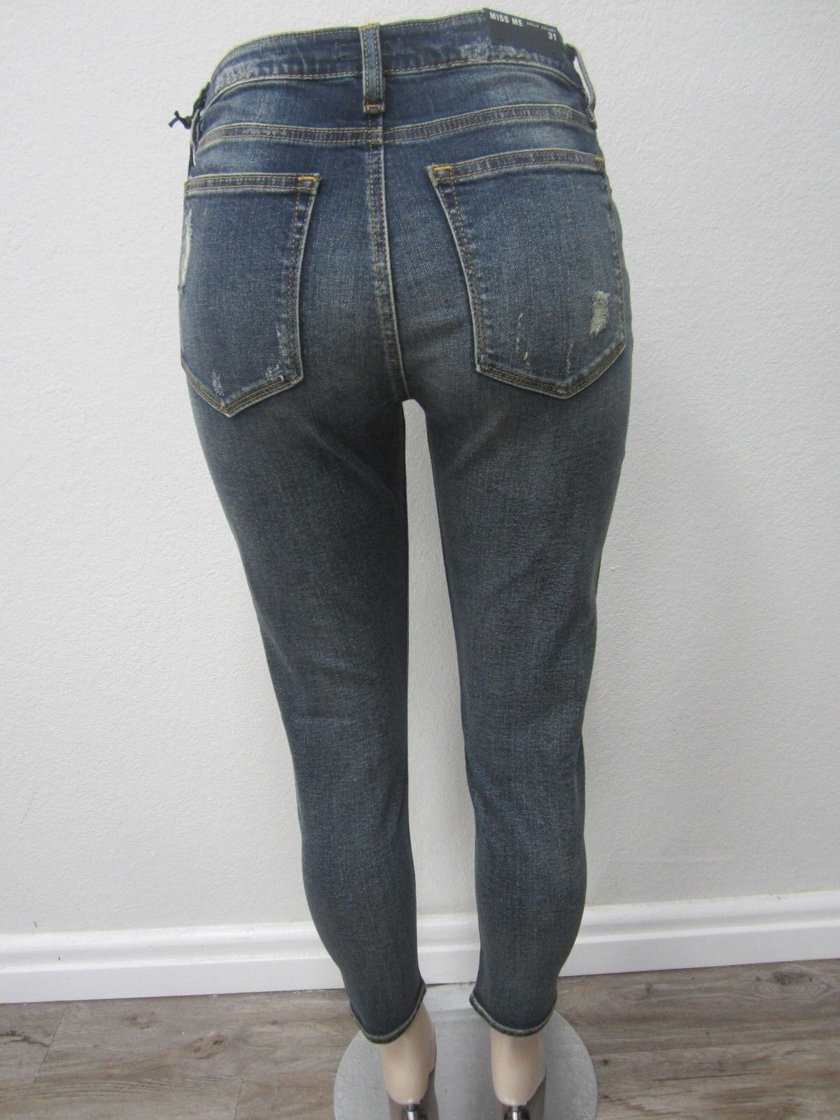 NWT Miss Me - Womens Mid-Rise Ankle Skinny Embroidered Jeans M2084AK Size 25X27
