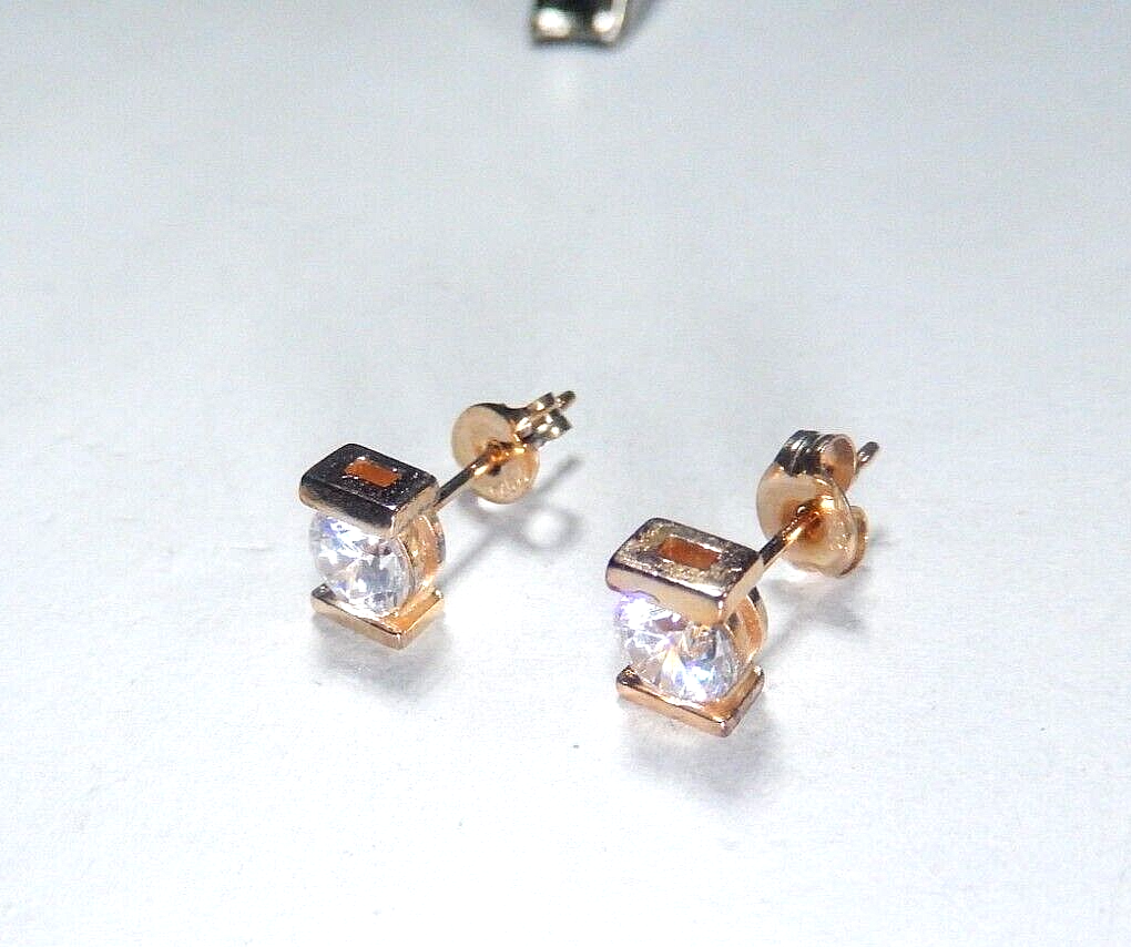 *VINTAGE*  Vermeil Gold Over Sterling Silver  3/4 CT CZ Stud Earrings